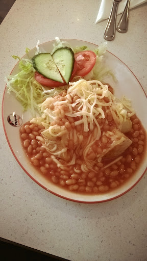 Photo of Poppins East Grinstead - 1-2 Queens Walk, East Grinstead RH19 4DW